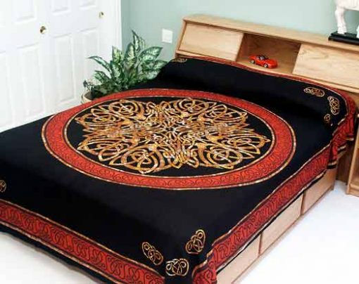 Celtic Knot Tapestry Bedspread in Red & Black
