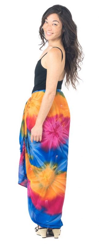 Sarong rainbow color tye-dye