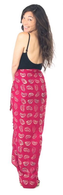 Sarong fen leaf batik red